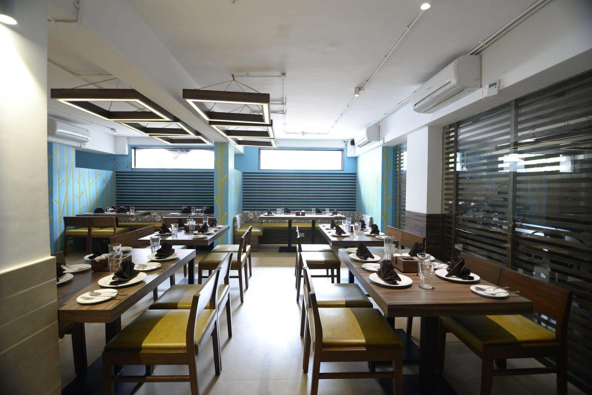 Sunkissed Plaza Hotel Calangute Exterior foto
